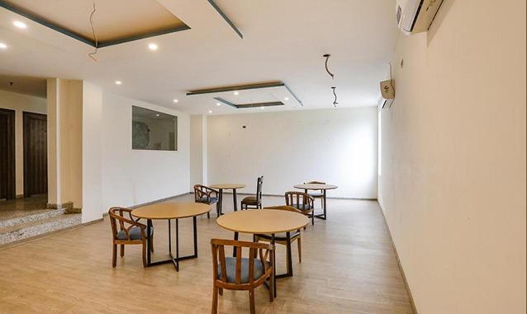 Fabhotel F9 Sector 58 Noida Eksteriør bilde