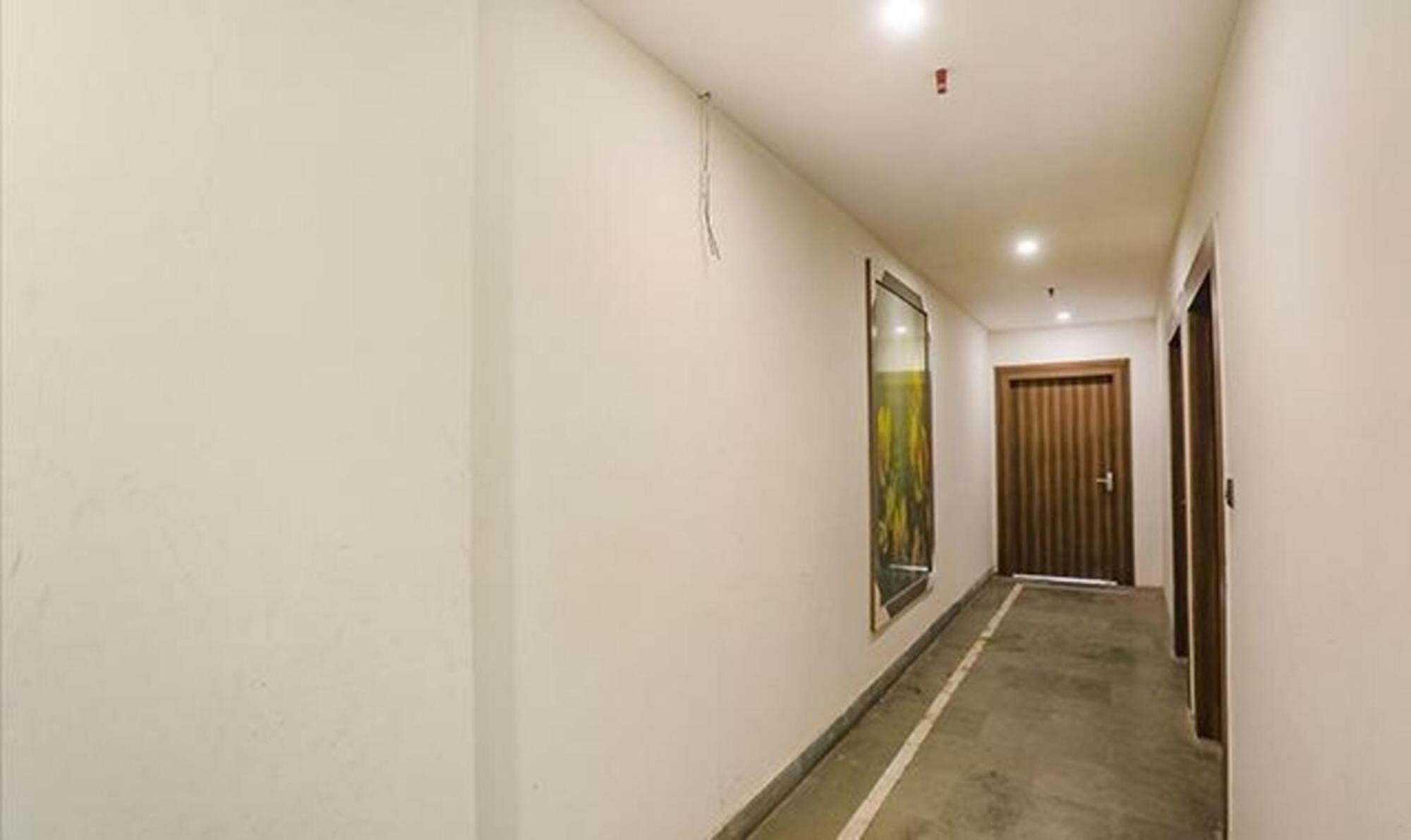 Fabhotel F9 Sector 58 Noida Eksteriør bilde