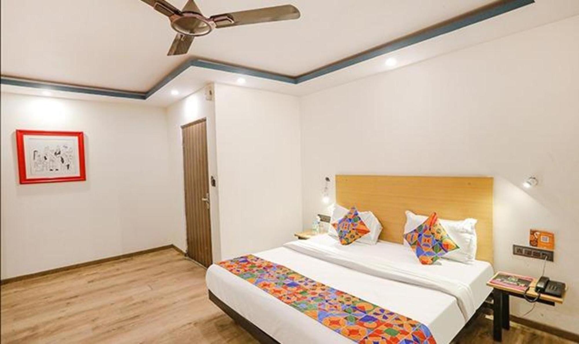 Fabhotel F9 Sector 58 Noida Eksteriør bilde